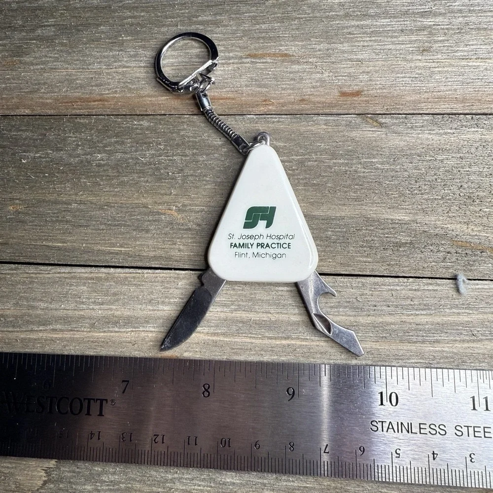 VTG St Joseph Hospital Flint MI Keychain Mini Folding Multi-tool‎ Bottle Opener
